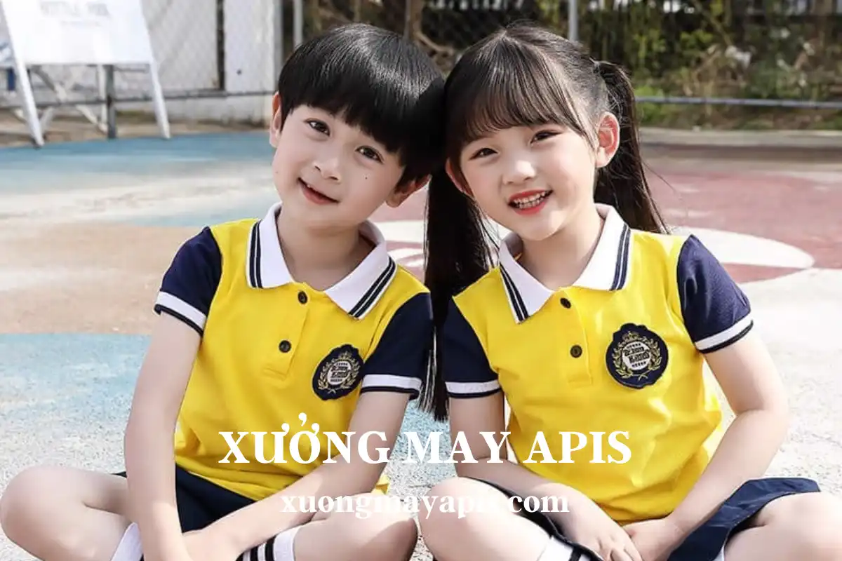 đồng phục học sinh